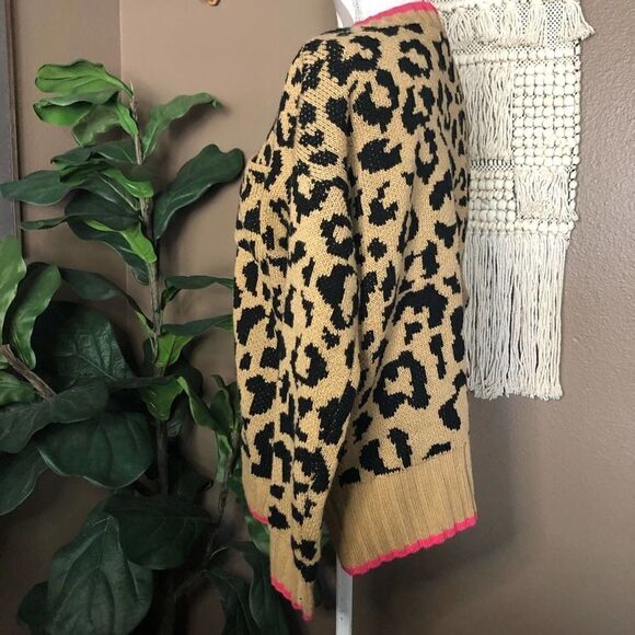 NWT Arizona Jean Co Leopard Pink Acrylic Sweater - Picture 3 of 9
